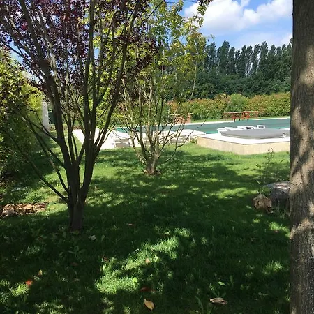 Nocleg ze śniadaniem Osti 4*