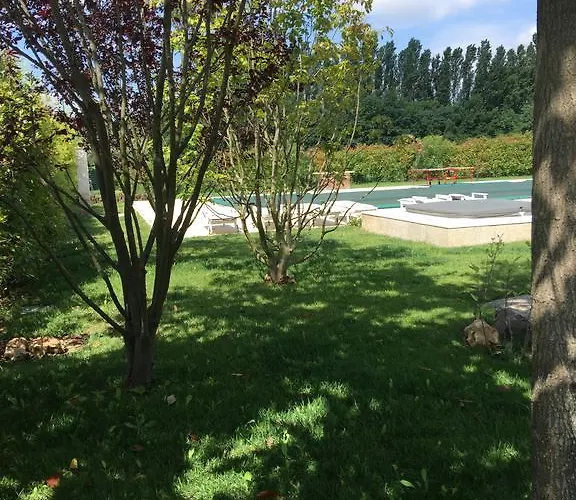 Bed & Breakfast Osti 4*